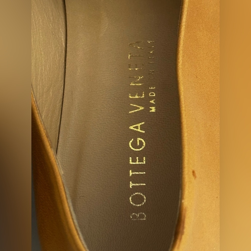 Bottega Veneta Tan Leather Loafers | Women’s | 39 - Picture 7 of 10